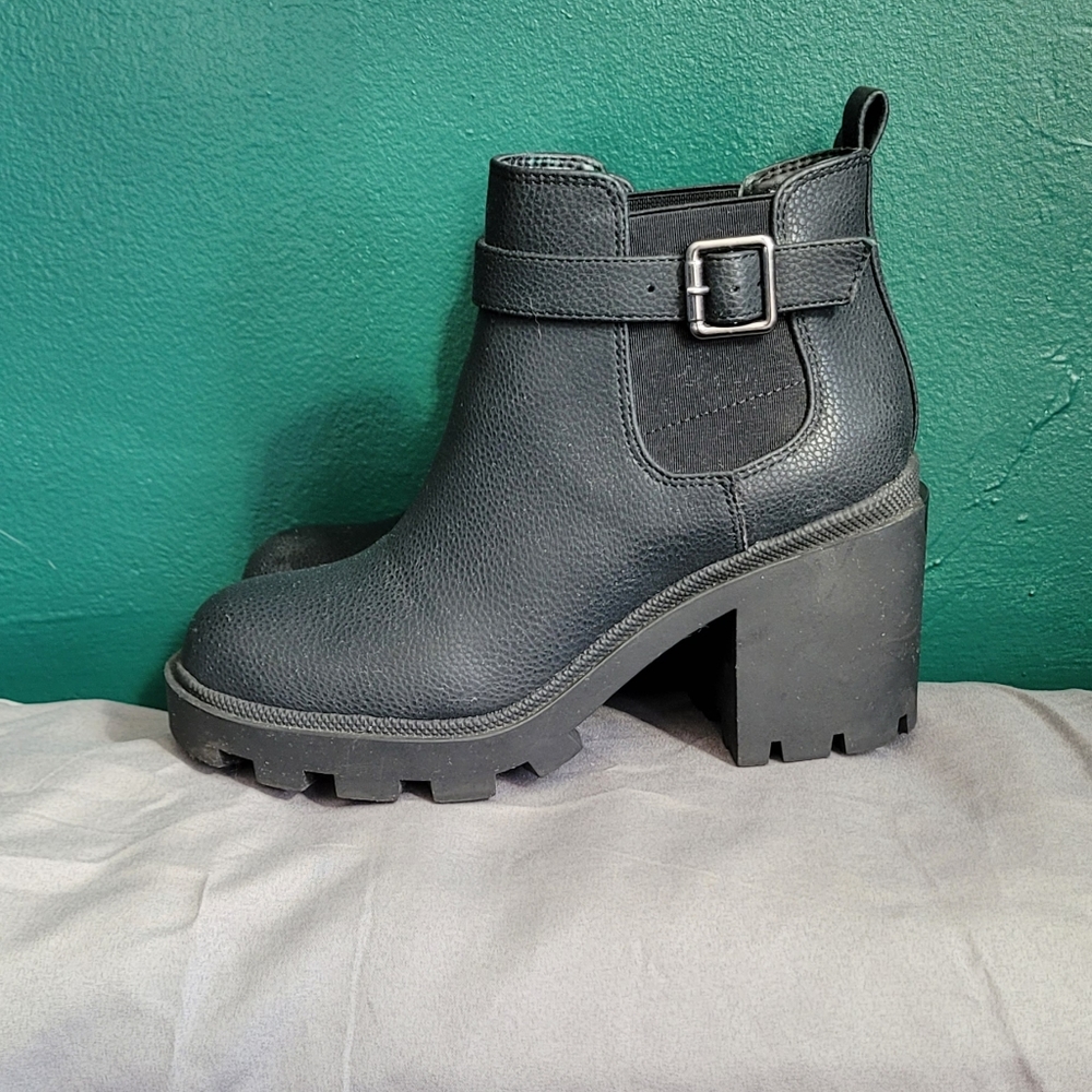 Mix No. 6 Videl Chelsea Boot